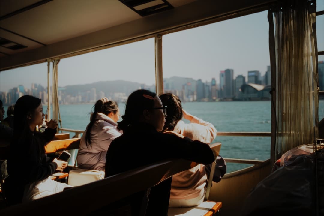 十六位美团骑手受邀观礼阅兵，美团员工代表参加受阅方队